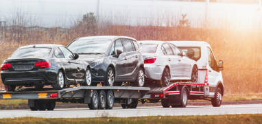 Auto Export – Wir holen die Autos mit unserem Abschleppwagen ab